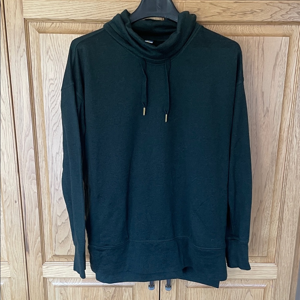 Old Navy Active Green Mock Neck Sweater size medium